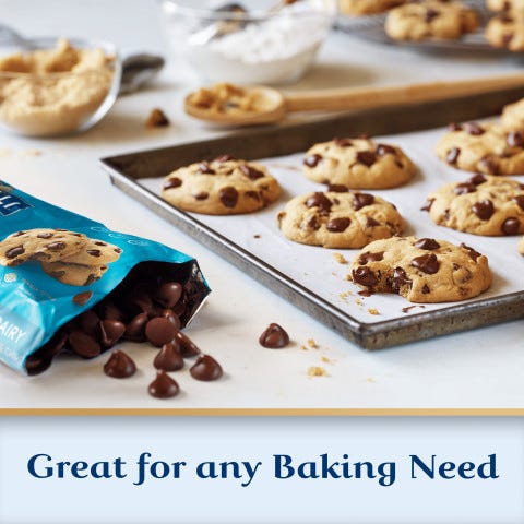 Ghirardelli 52% Cacao Non-Dairy Dark Chocolate Chips (Case of 12) - Image 4
